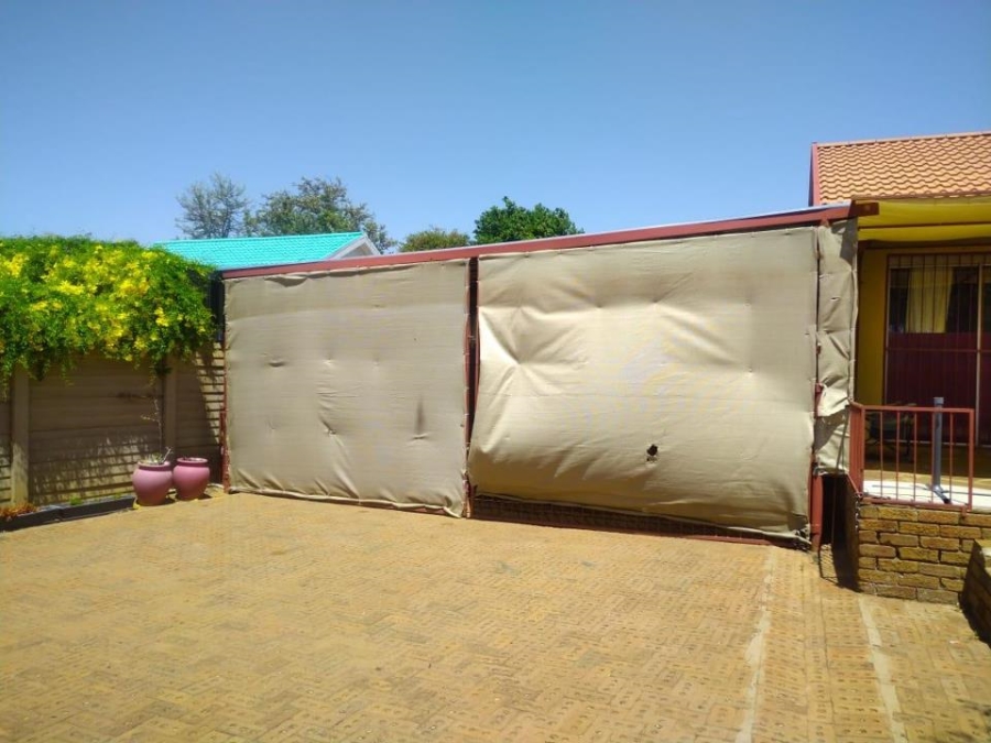 To Let 3 Bedroom Property for Rent in Fichardt Park Free State